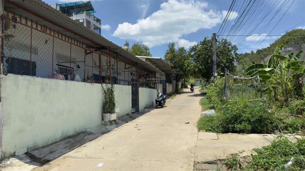 Bán đất vĩnh thành (sát đường nguyễn xiển)  bắc nha trang