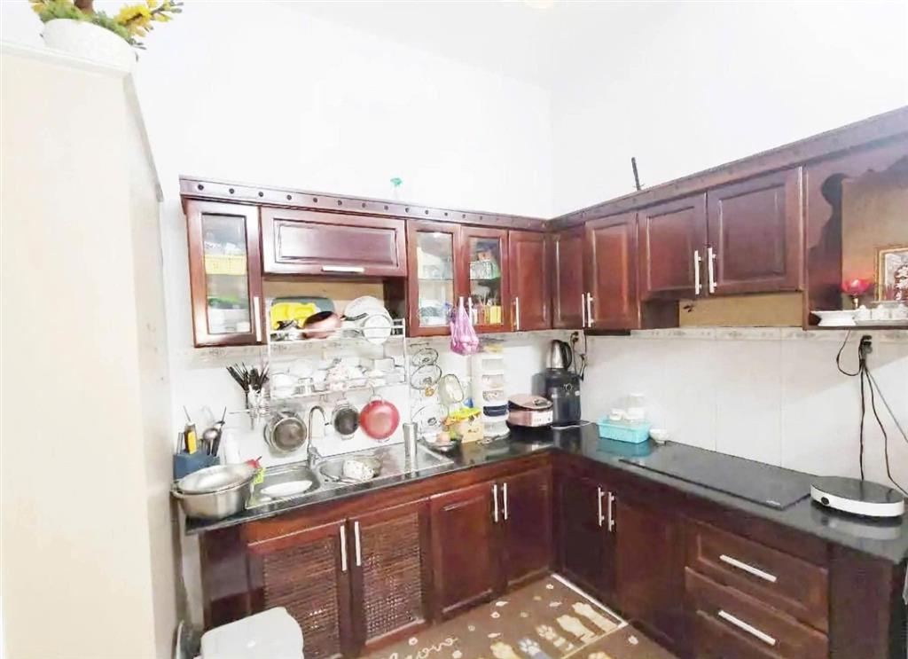 Cạnh đường lê trúc hoạch,tân phú. nhà 2 tầng đẹp 51m2, hxh thông.5ty nhỉnh