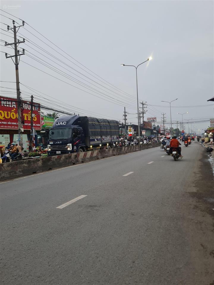Đầu tư sinh lợi cao, có thu nhập lớn hàng tháng.bán 79 căn trọ,trên dt đất 1200m2 thổ cư,11ty nhỉnh