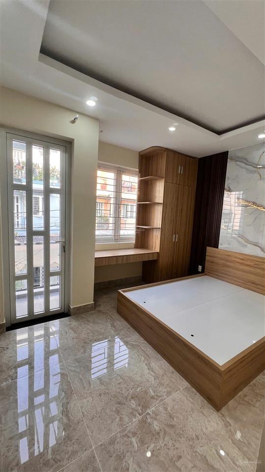 Nhà đẹp 52m 3 tầng hẻm 8m xe hơi chỉ 5.4 tỷ tl vị trí cực đẹp tại vạn xuân tx24, thới an, q12