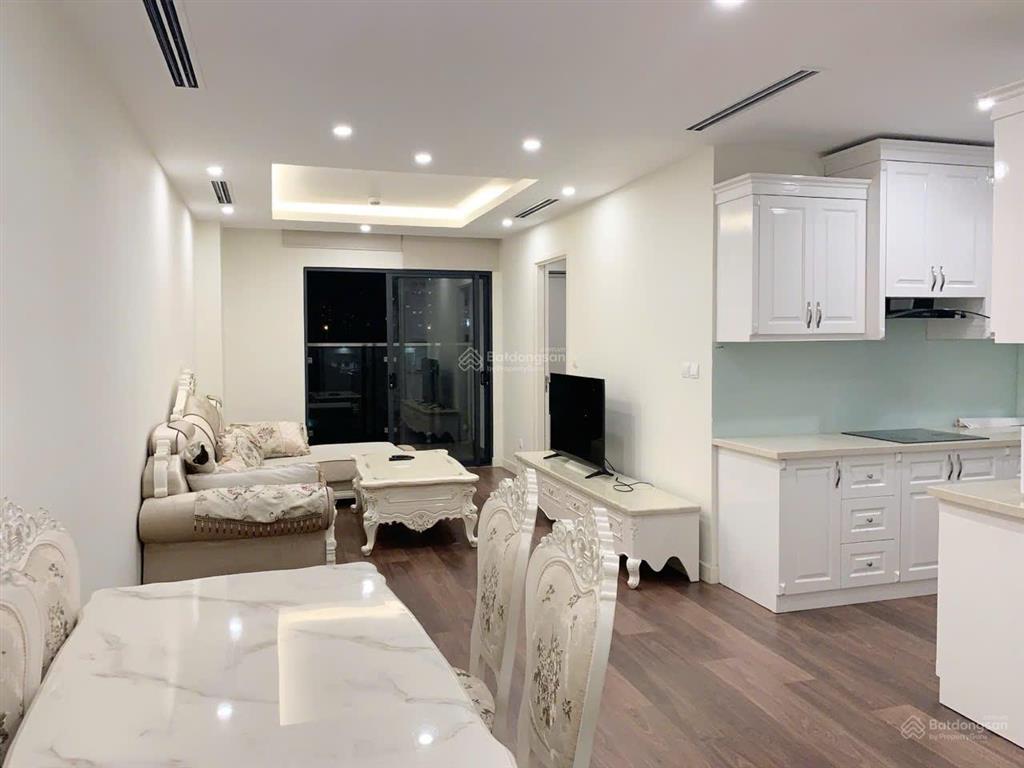 Chính chủ bán căn 2 ngủ full đồ  chung cư tăng thiết giáp mhdi 180 đình thôn