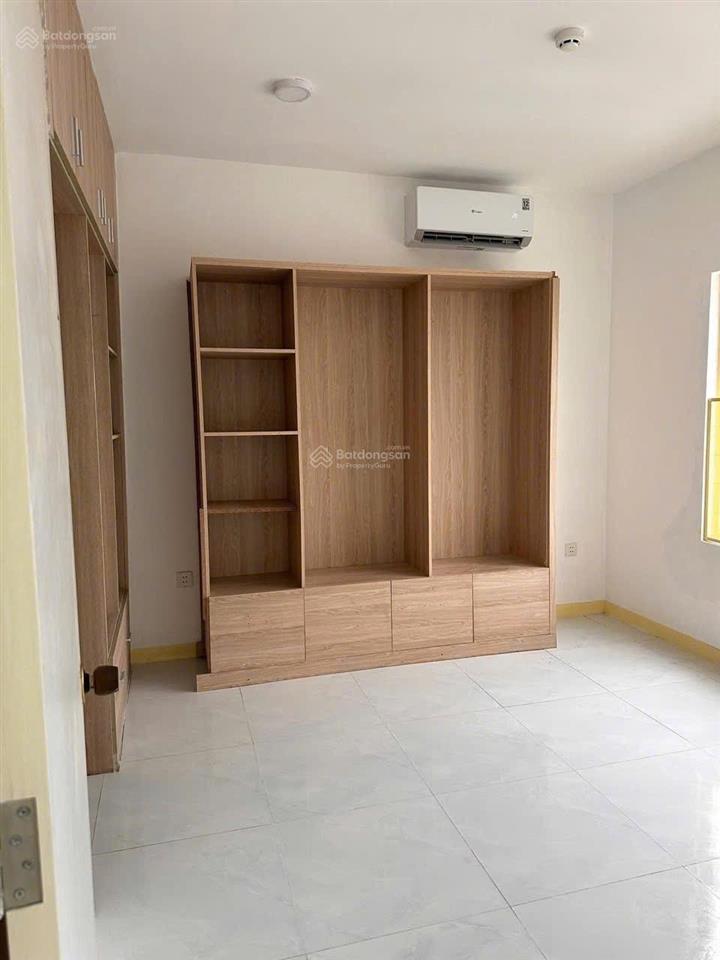 Bán căn hộ chung cư tân bình apartment 32 hoàng bật đạt, p15, q. tân bình. 70m2 giá chỉ 2,5 tỷ