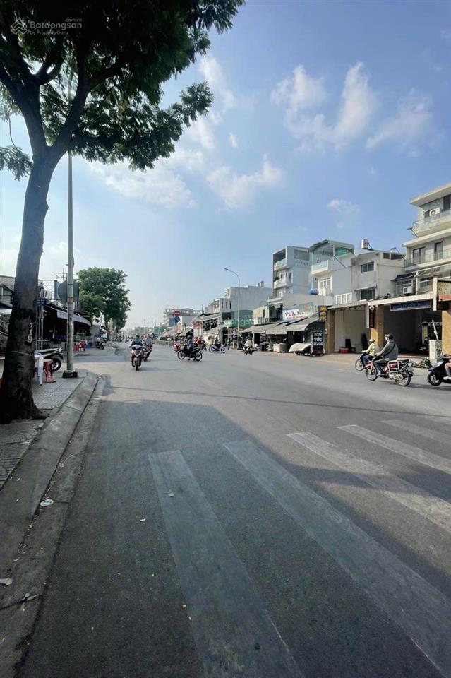 Tòa nhà 6 lầu có thang máy mặt tiền lê đức thọ, gò vấp