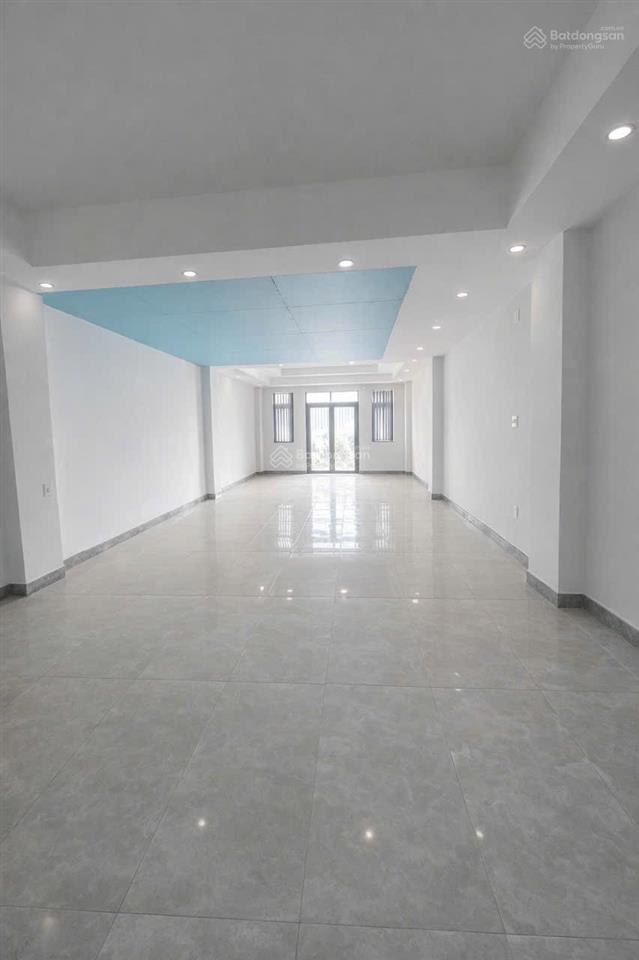 Tòa nhà 6 lầu có thang máy mặt tiền lê đức thọ, gò vấp