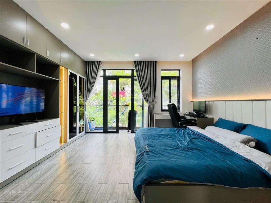 Bán nhà mới xây 100%, 5 tầng x 65m2, bạch đằng, bình thạnh, dt 4,5x14m, shr