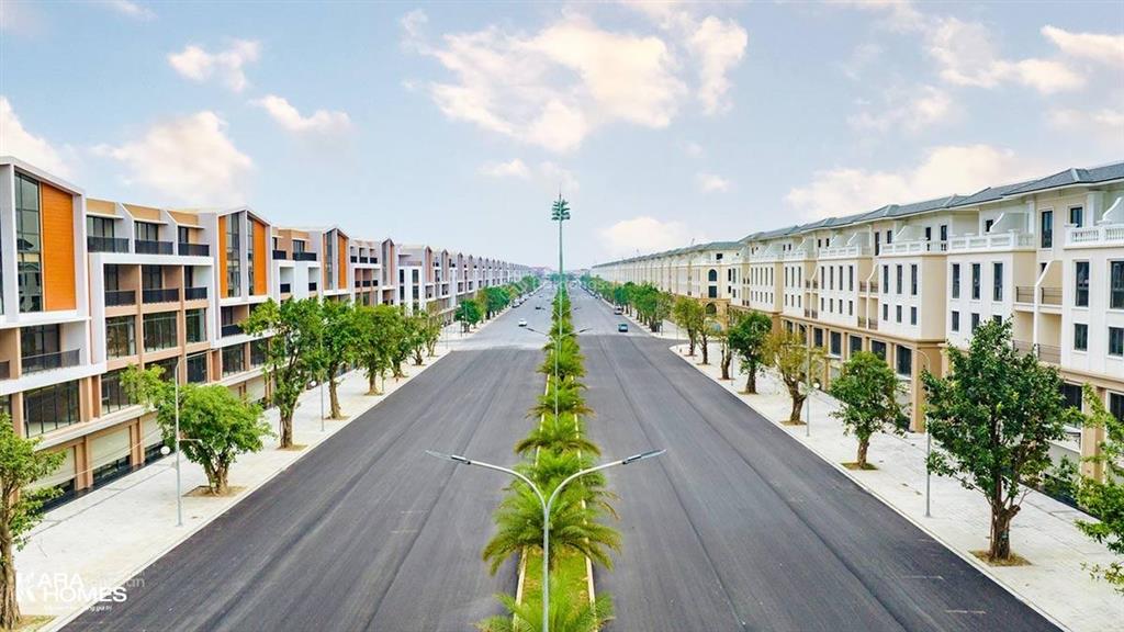 Bán nhanh shophouse 2 mặt tiền đlbm 51m vin 3, dt 110m, mt 5,5m, giá 19,x tỷ, ck ~30%, vị trí đẹp