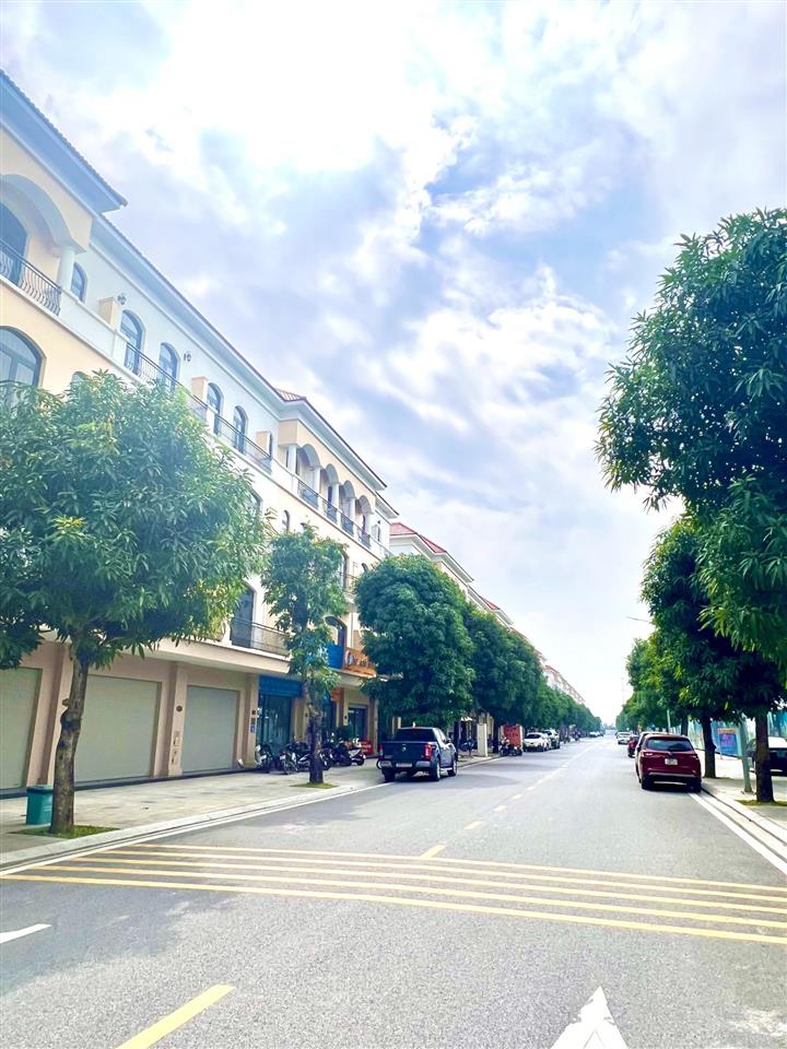 Shophouse vườn vinhome ocean park 2 cl15xx, đối diện 35 toà mik, dòng người cực tốt. giá chỉ 148tr