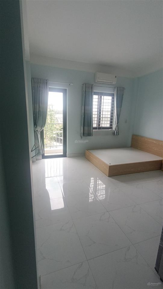 Mình có máy chdv view đẹp lắm, đối diện ngay sân golf, tennis, gần trường, 1,2,3, chợ sơn kỳ, aeon