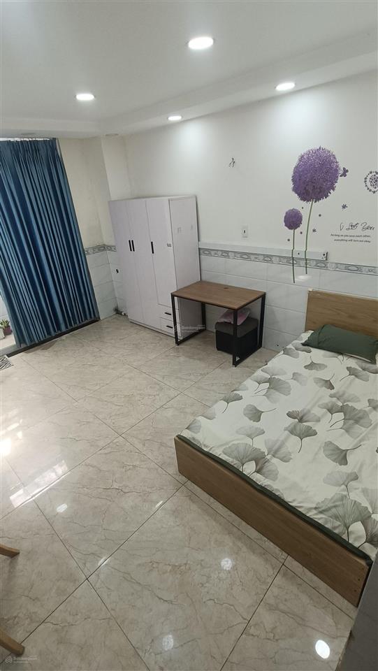 Mình có máy chdv view đẹp lắm, đối diện ngay sân golf, tennis, gần trường, 1,2,3, chợ sơn kỳ, aeon