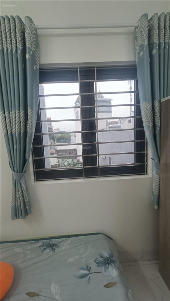 Cho thuê chdv đường 30m bờ bao, nội thất đủ. đối diện trường lê thánh tông, gần chợ sơn kỳ, aeon