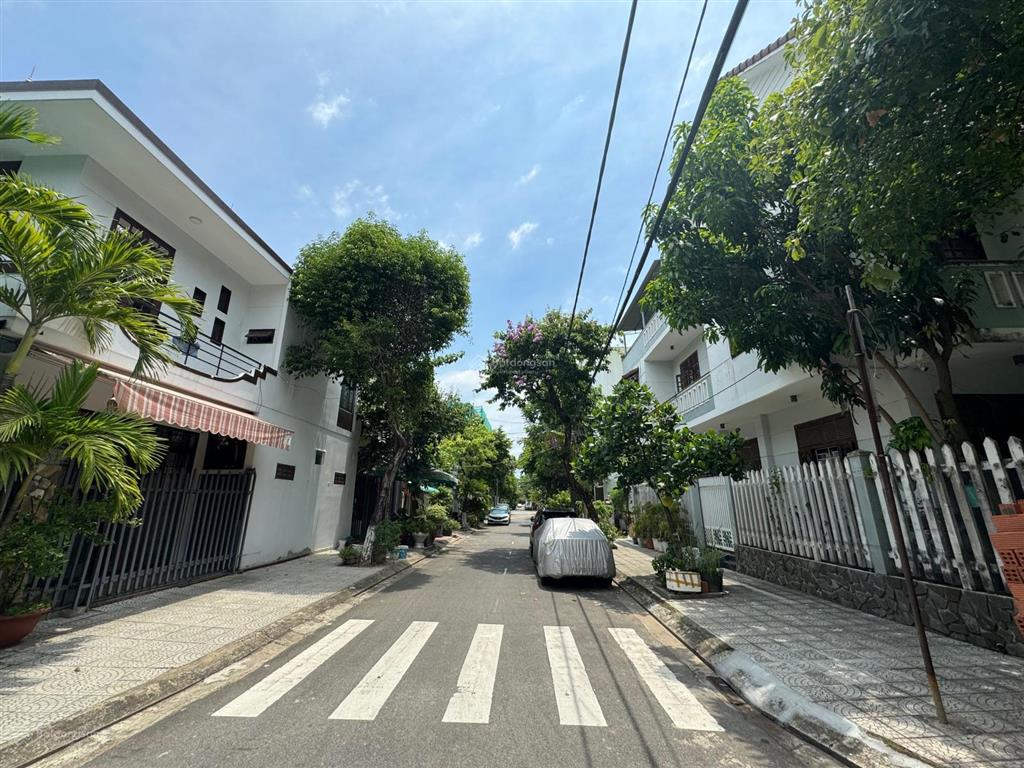 Bán đất mặt tiền đường 5m5 thích thiện chiếu  dt 90m gần núi vị trí đẹp !