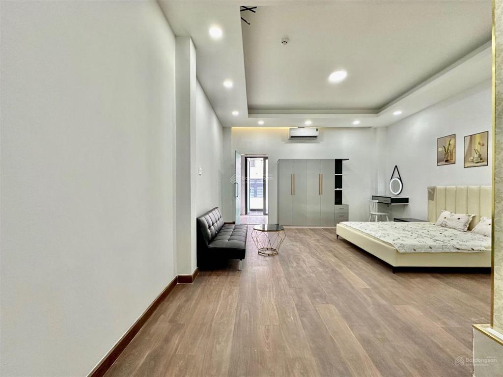Căn hộ 1 phòng ngủ ban công lớn mát giặt riêng, 55m2 ngay cầu lê văn sỹ, ramana hotel, bờ kè q3