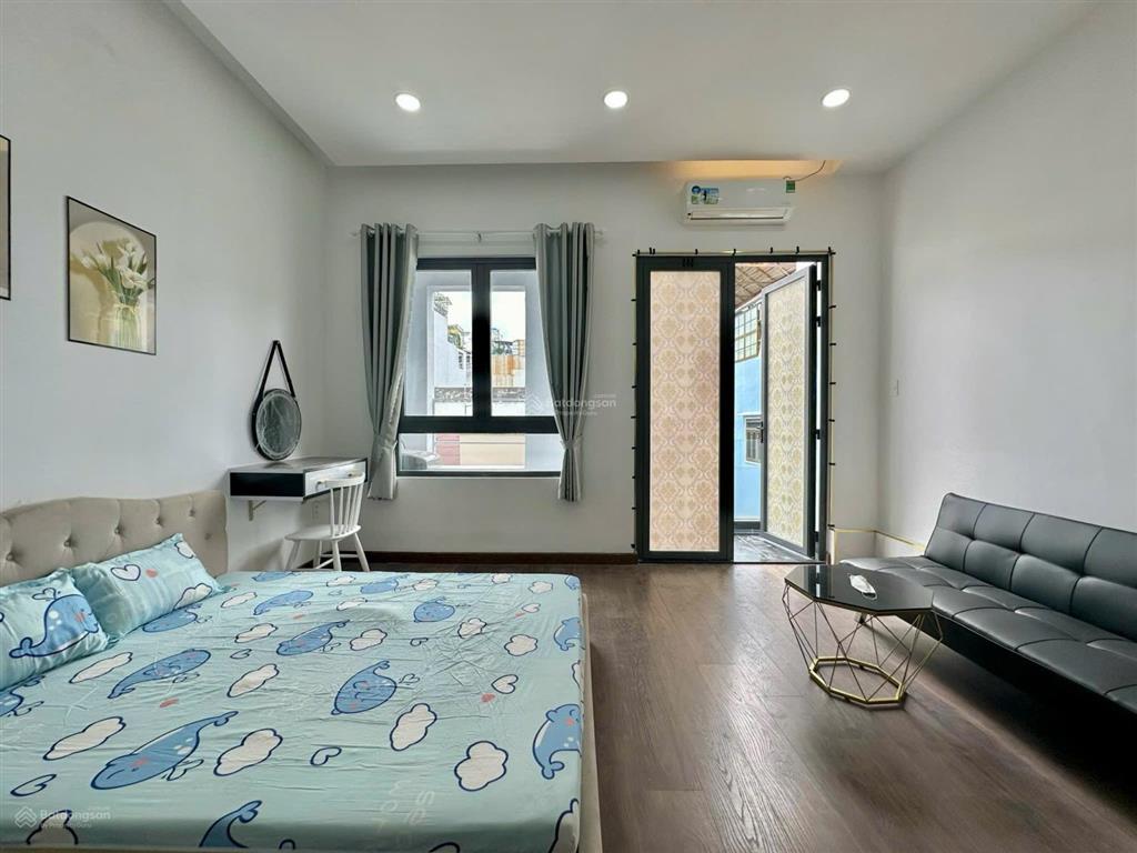 Căn hộ 1 phòng ngủ ban công lớn mát giặt riêng, 55m2 ngay cầu lê văn sỹ, ramana hotel, bờ kè q3