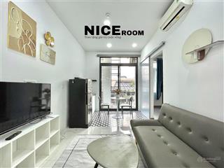 Căn hộ 1pn bancol máy giặt riêngthang máy, hầm xengay phan xích long ngã 4 phú nhuận, sun village