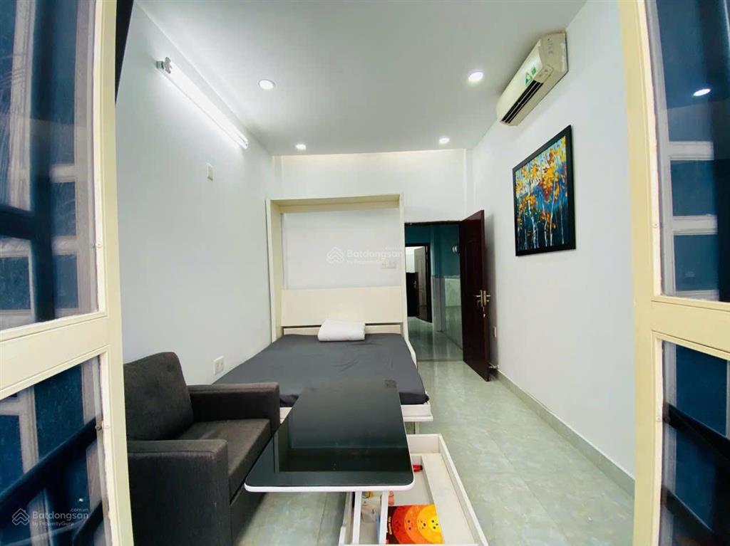 Căn hộ 1 phòng ngủ,ban công 45m2 máy giặt riêng ngay pullman, viện, catp đh vlu,hsu,khtn q1