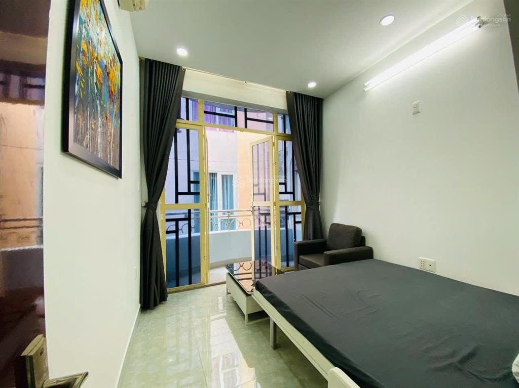 Căn hộ 1 phòng ngủ,ban công 45m2 máy giặt riêng ngay pullman, viện, catp đh vlu,hsu,khtn q1