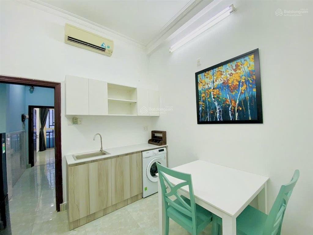 Căn hộ 1 phòng ngủ,ban công 45m2 máy giặt riêng ngay pullman, viện, catp đh vlu,hsu,khtn q1