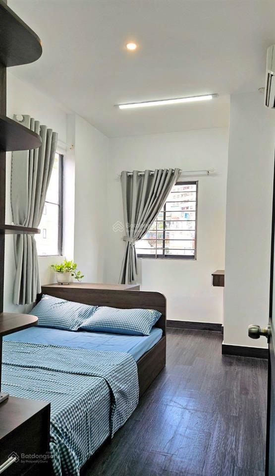 Căn hộ 2 pn ban công lớn  máy giặt riênghẻm oto ngay cầu lê văn sỹ, ramana hotel, bờ kè q3