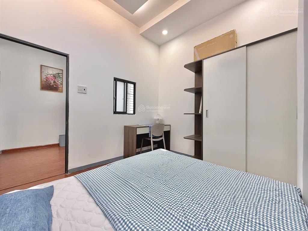 Căn hộ 2 phòng ngủban công máy giặt riêng gần cầu lê văn sỹ, khu trần quang diệu, bờ kè q3