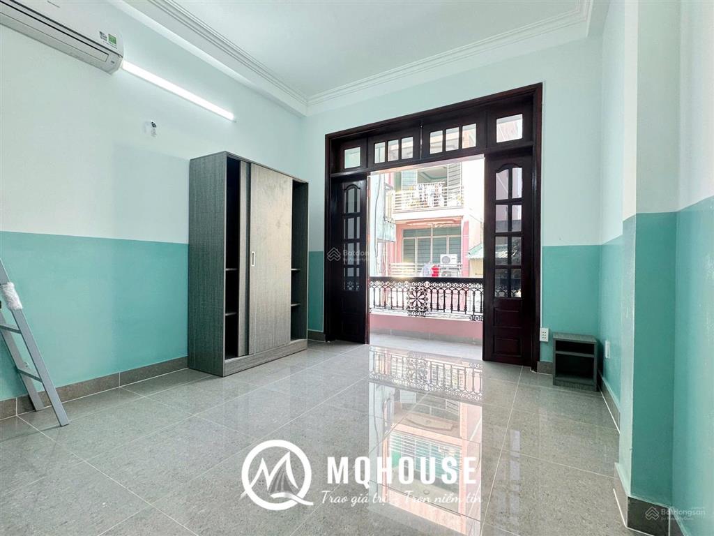 Căn hộ ban công lớndt lớnfull nt vạn hạnh mall, hà đô, cx đồng tiếnđh hsu, huflit, bku, ueh q10