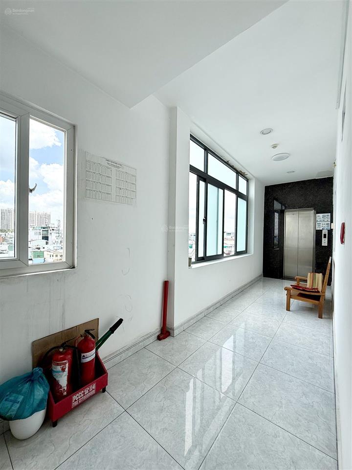 New 100% toà căn hộ cửa sổ thang máy, hầm xe bảo vệ gần vx dân chủ vietteltower hsu, bku huflit q10