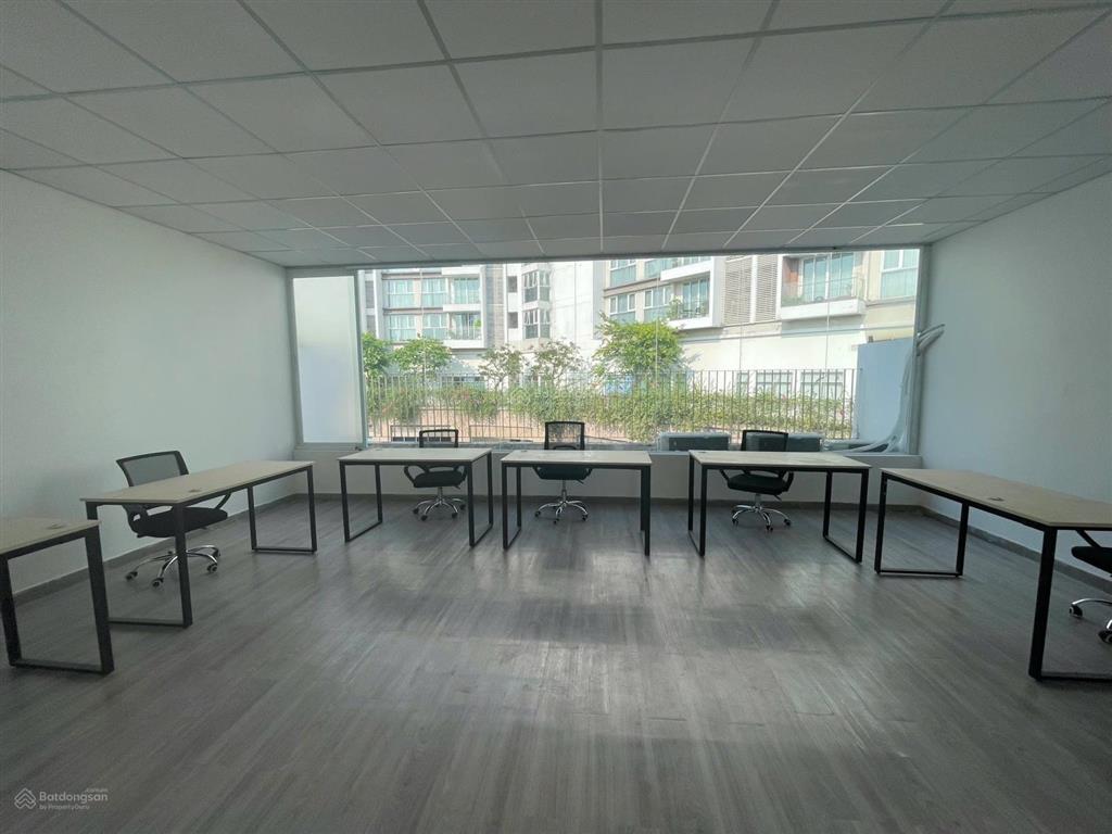 Cho thuê tầng 5 giá 30 triệu/tháng