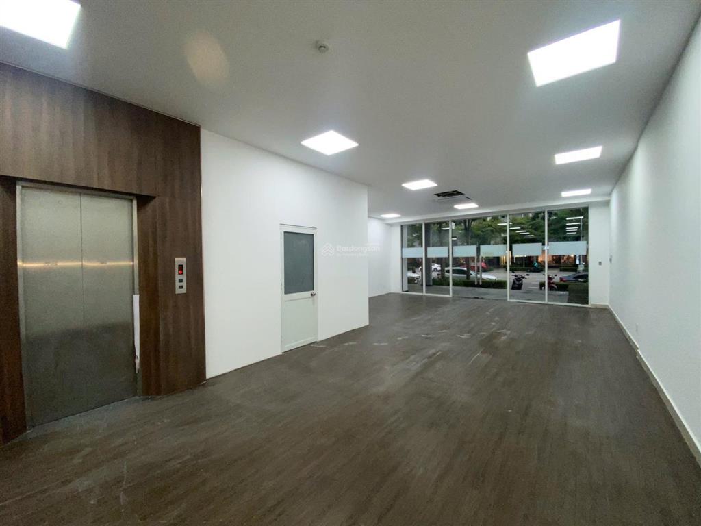 Chính chủ cho thuê tầng 1 và tầng 2 số 58 nguyễn cơ thạch, giá 55 triệu, diện tích 110m2