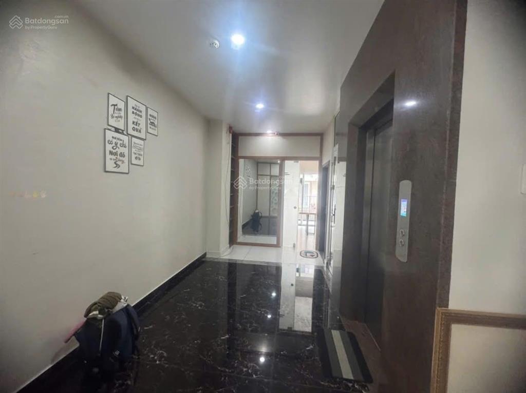 Cho thuê tầng 1 mặt tiền giá 32 triệu/th