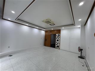 Cho thuê lầu 1 giá 15tr/tháng.  0906 661 ***