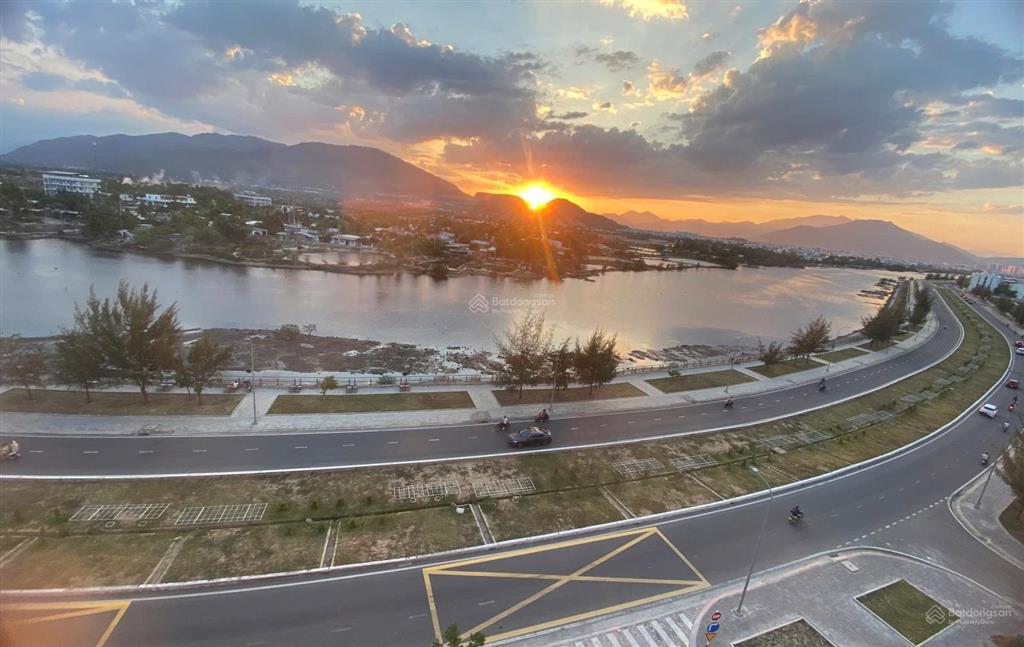 Hiếm căn 1pn ct1 riverside luxury phước long view sông 43m2 tặng toàn bộ nội thất xịn đẹp cao cấp