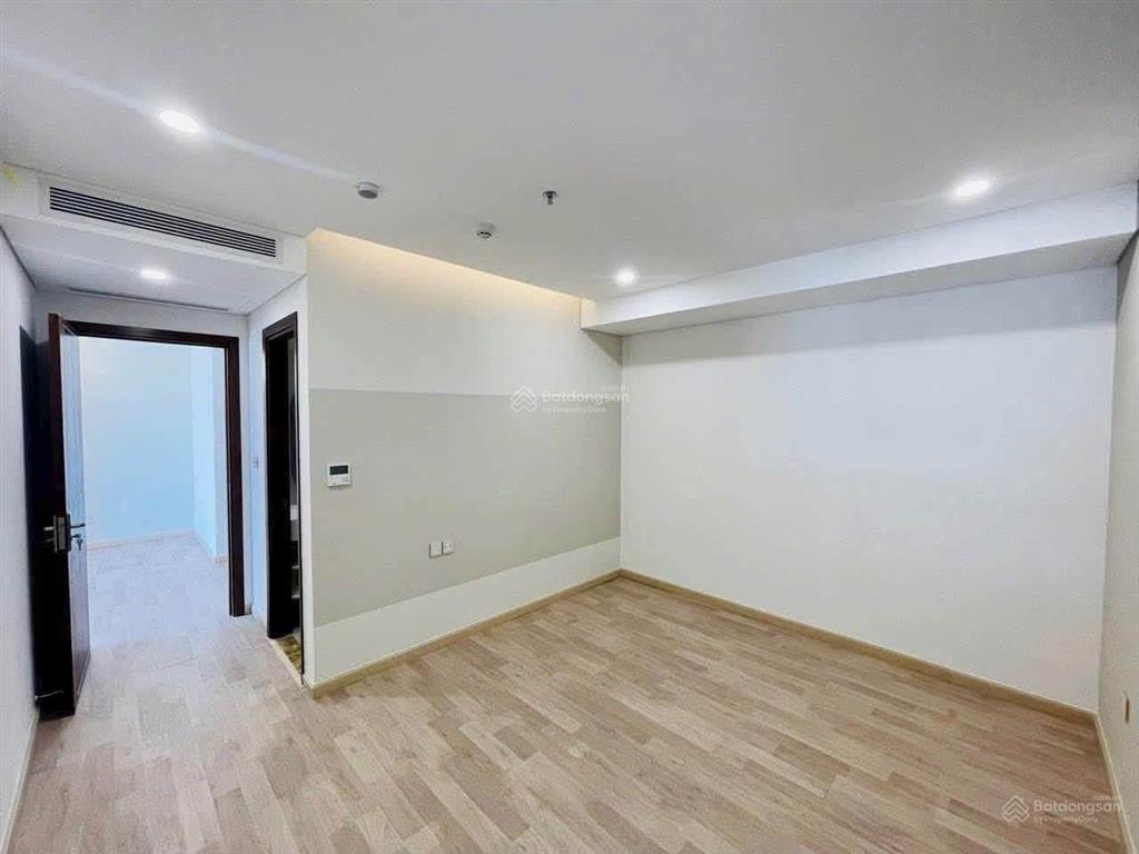 Bán căn hộ ct1 riverside luxury nha trang 2pn 2wc chỉ 3,9 tỷ, tầng trung view sông. cho thuê tốt