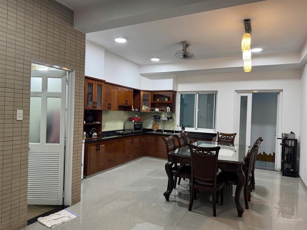 Cho thuê nhà riêng 72 s5, 30 triệu, sd gần 300m2, 4pn + 5wc + 3 tầng, đẹp, nhiều tiện ích