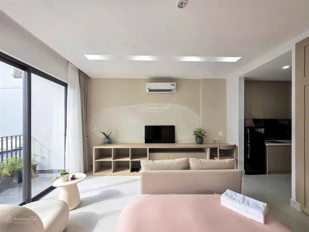 Cho thuê cc mini 41m2, giáp quận 1, thang máy, hẻm oto, yên tĩnh