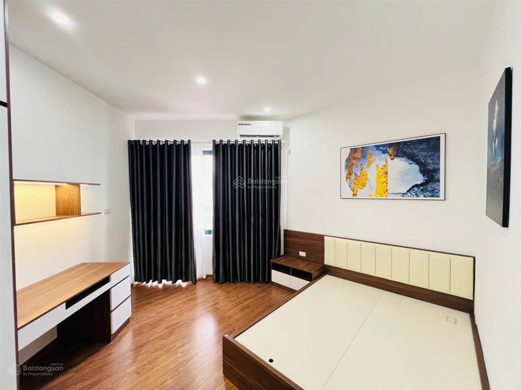 Hiếm! căn góc 3pn tầng trung m3m4 nguyễn chí thanh  view ngã 4  giá 10.2 tỷ