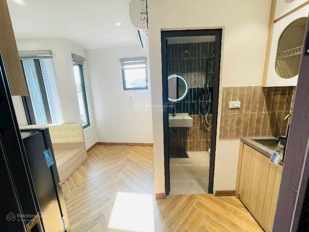 Chủ giảm chào 500t bán gấp ccmn trung tâm khu sinh viên cđ fpt đường trịnh văn bô 51m2 6 tầng 12,5