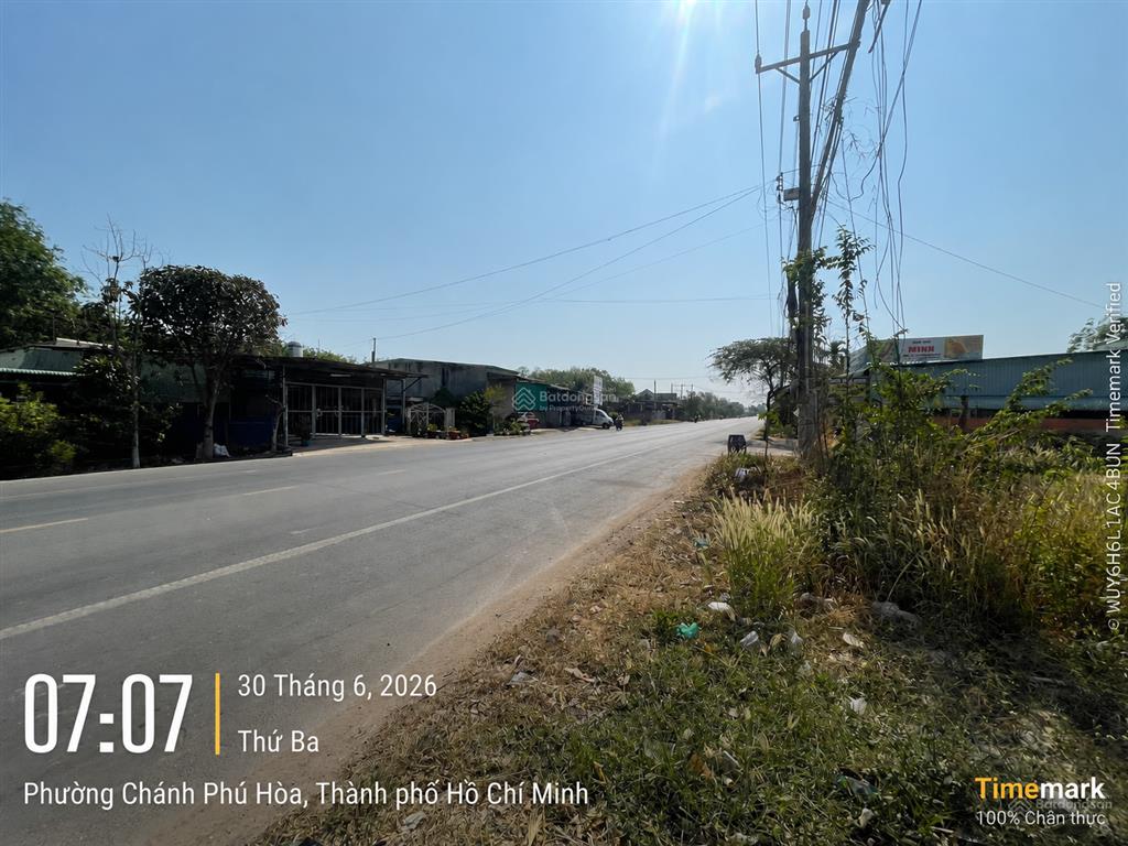 Ngộp ngân hàng bán lỗ kho mặt tiền đường dh605, bến cát, bình dương (nay là tp. hồ chí minh)