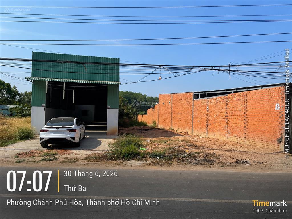Ngộp ngân hàng bán lỗ kho mặt tiền đường dh605, bến cát, bình dương (nay là tp. hồ chí minh)
