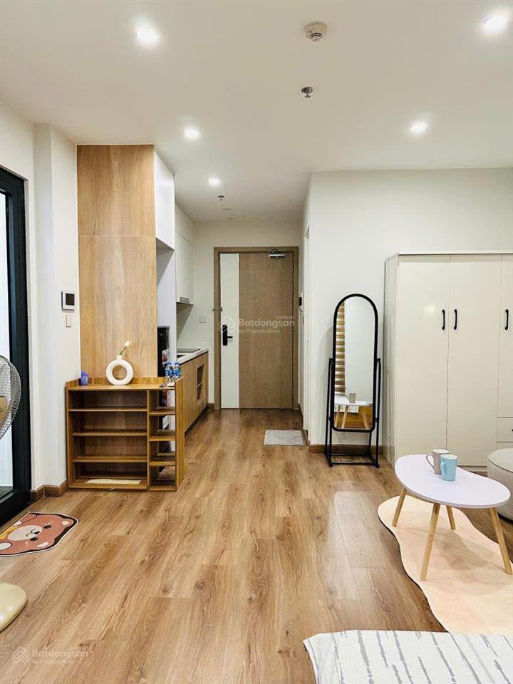 Giá9,5 tr/tháng. cho thuê căn hộ studio cực rộng, full nội thất, view hồ mễ trì, thanh xuân.