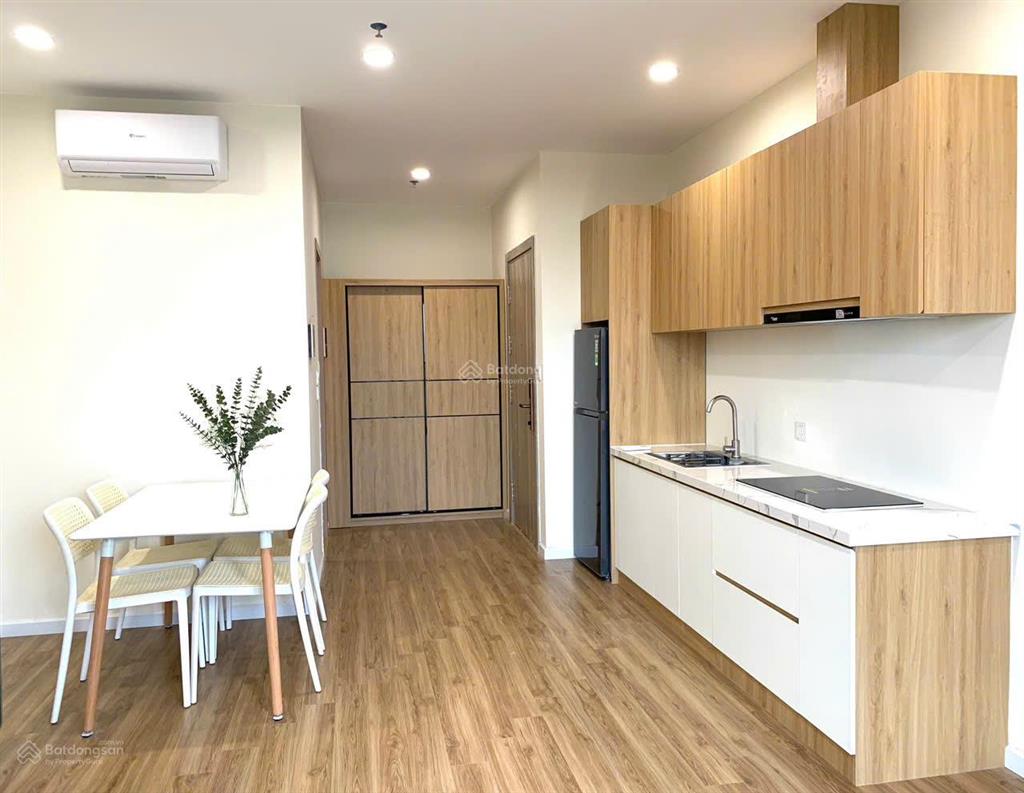 Cho thuê vào ở ngay, căn hộ studio full nội thất mới, view hồ mễ trì, thanh xuân. giá 10tr/tháng.