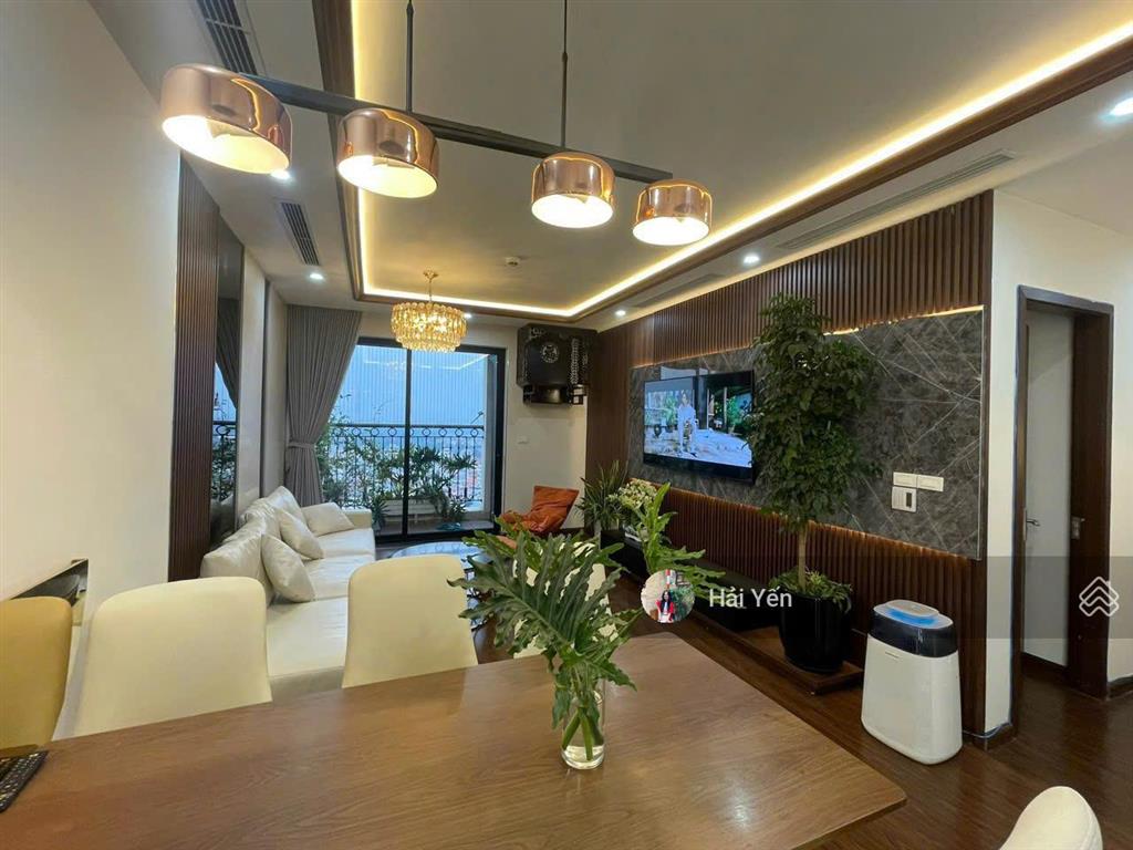Bán căn hộ 3 phòng ngủ, diện tích 110m², cc mễ trì thượng, nhà mới, ban công đông nam, nhỉnh 8 tỷ