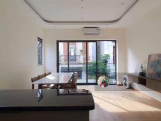 Nhà mới hai bà trưng! bán nhà riêng 5 tầngx32m2, thang máy, lô góc, 1 nhà ra phố. giá chỉ 9,x tỷ