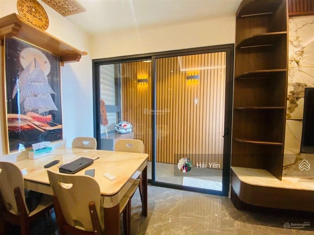Nguyên hồng, đống đa! cho thuê căn hộ 2pn tại cc cao cấp the gloria, hướng mát, nội thất mới xịn sò