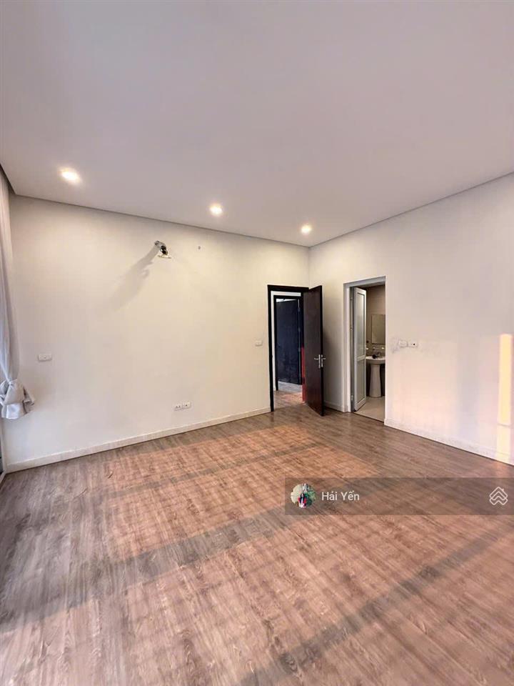 Cho thuê căn hộ 97m2, thiết kế 3 ngủ, 2 vs tòa bộ công an, tố hữu. giá 10 triệu/th.  0867 711 ***