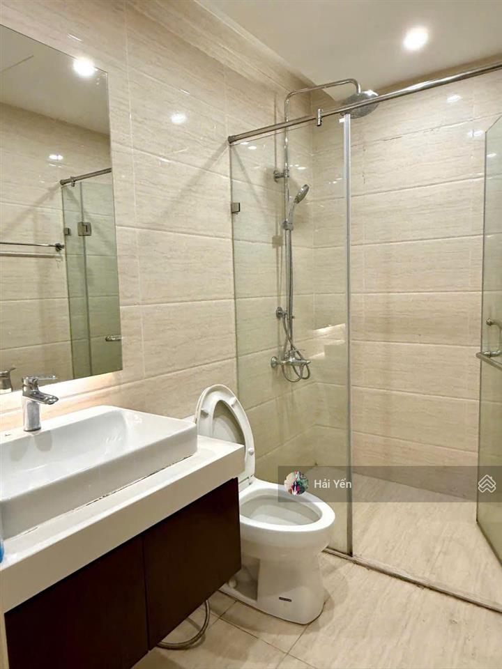 Cho thuê căn hộ 2 phòng ngủ tại nguyễn tuân, thanh xuân, sẵn đồ, sẵn slot ô tô. giá 15tr/tháng