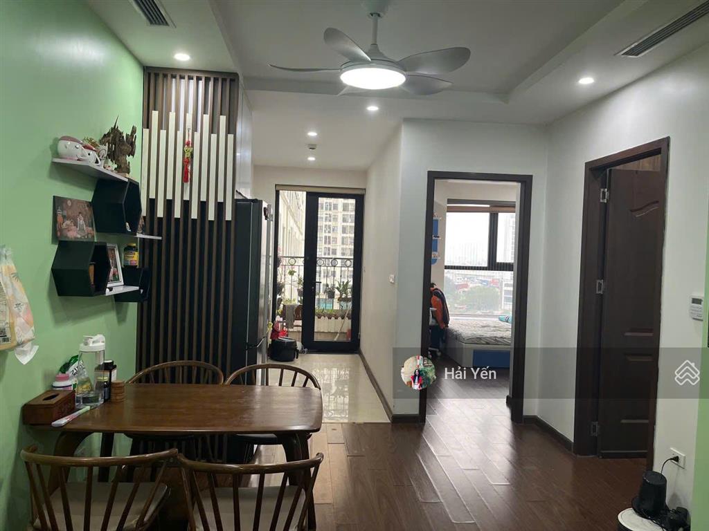 Giá 11 triệu/tháng! cho thuê căn hộ 2pn tại nguyễn huy tưởng, thanh xuân, sẵn đồ, nhà thoáng