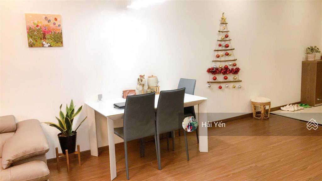 Giá tốt tôi cho thuê căn 3 ngủ, 2 vs, dt 95m, nhà thoáng mát, ở thích, giá 14tr/th tại ecogreen
