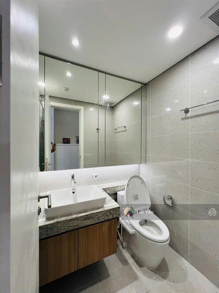 Giá 10 tr/tháng! cho thuê căn hộ 76m2, 2 p.ngủ tòa ecogreen, nguyễn xiển, nhà mới sơn sửa đẹp.