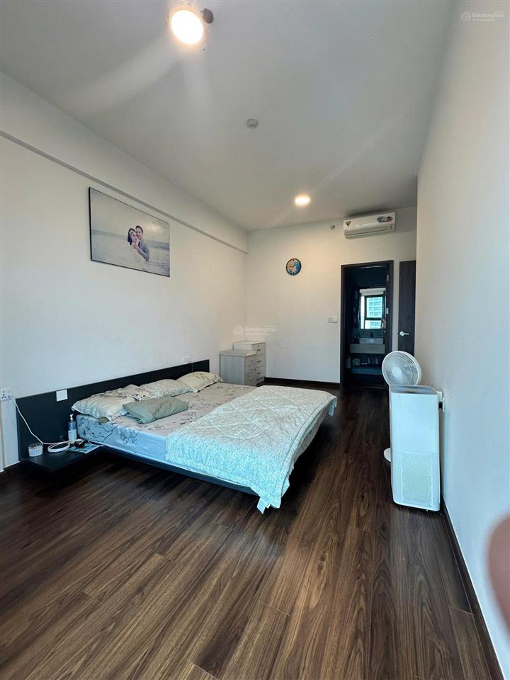 Với 5,8 tỷ sở hữu căn 3pn 2wc/99m2 tại panorama mizuki park, trang bị đầy đủ nội thất.