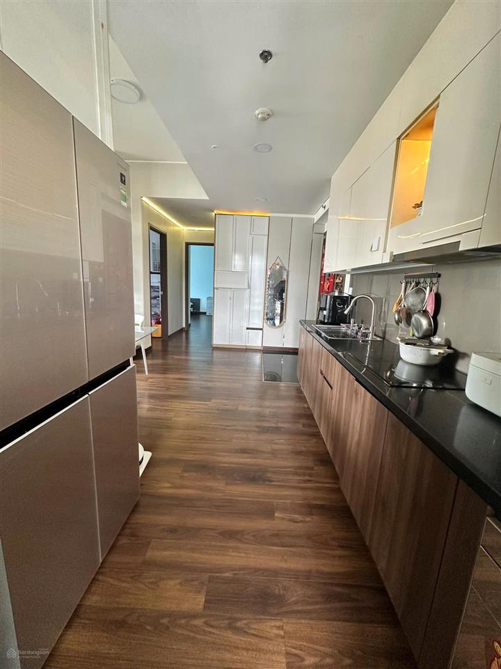 Với 5,8 tỷ sở hữu căn 3pn 2wc/99m2 tại panorama mizuki park, trang bị đầy đủ nội thất.