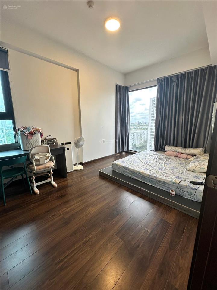 Với 5,8 tỷ sở hữu căn 3pn 2wc/99m2 tại panorama mizuki park, trang bị đầy đủ nội thất.
